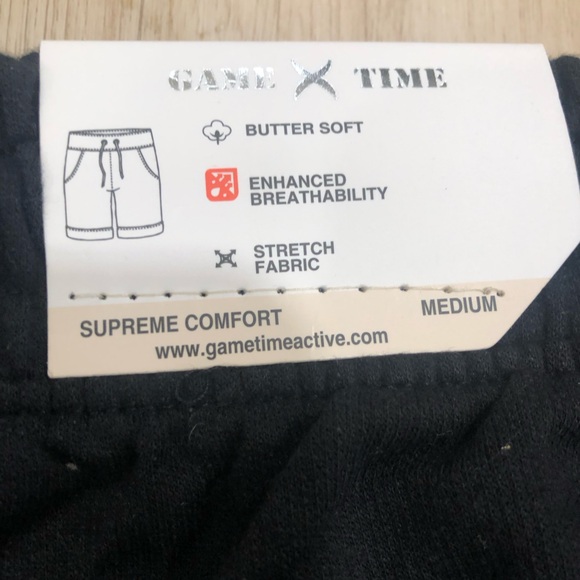 Game Time, Active Shorts w moisture wicking technology and odor repellent—Medium - Picture 3 of 6